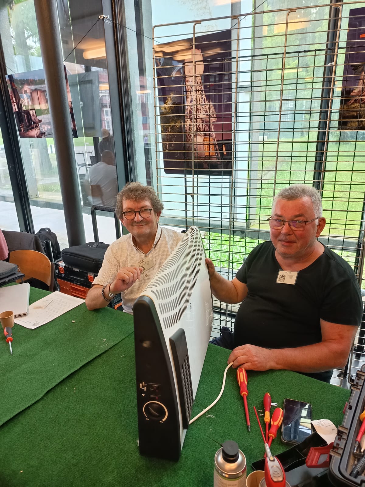 Mine De Rien, On Répare ! Repair Café De Oignies - photo 3